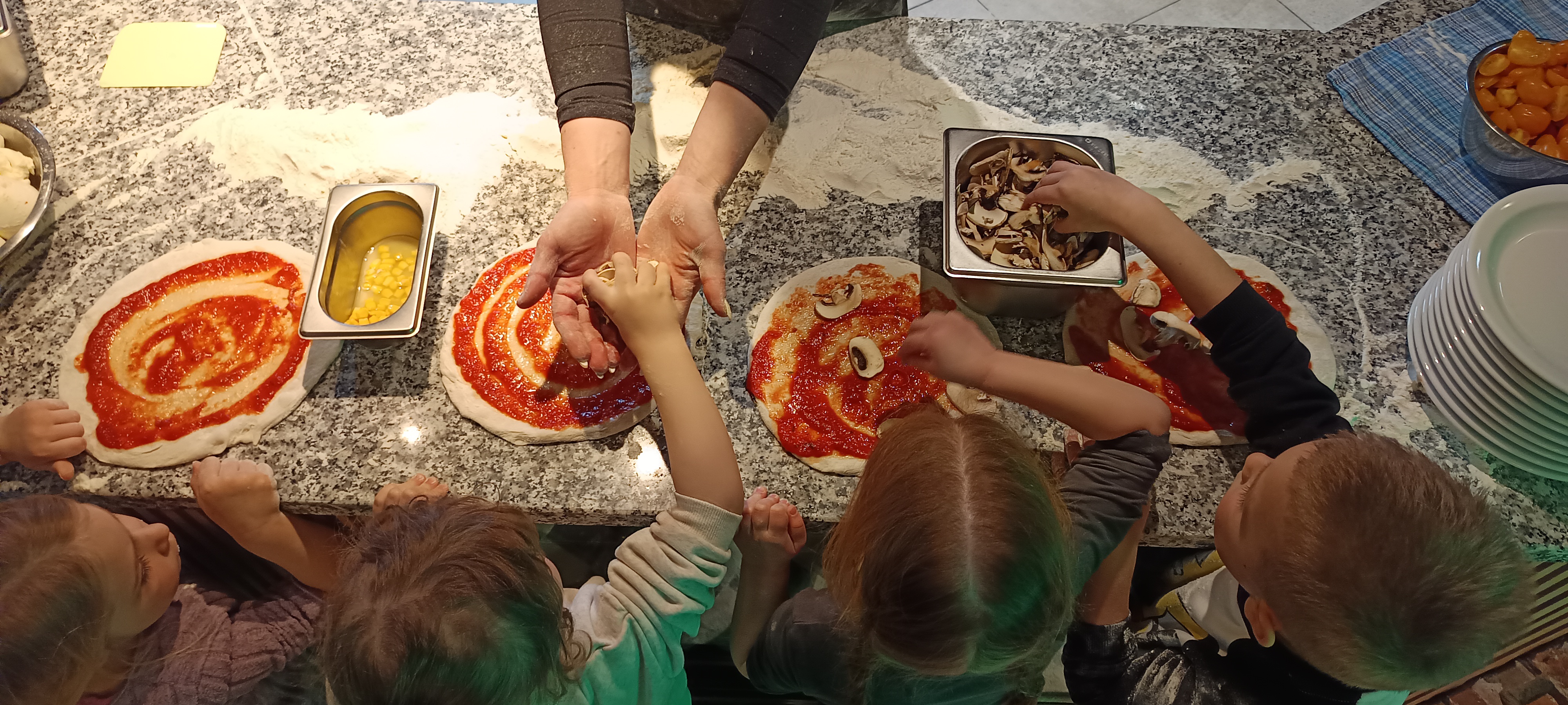 Misie w pizzerii