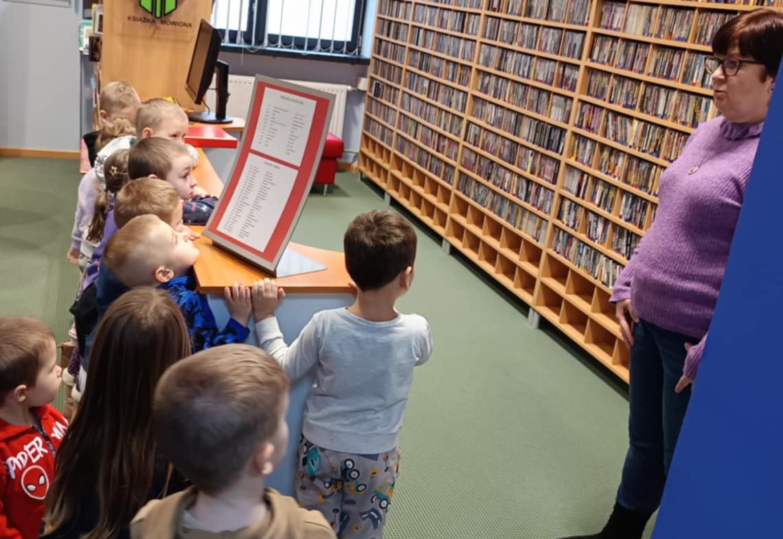 Wycieczka do biblioteki