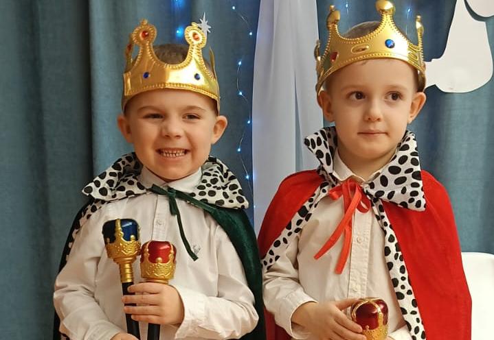 Jasełka w wykonaniu dzieci z grupy "Misie"